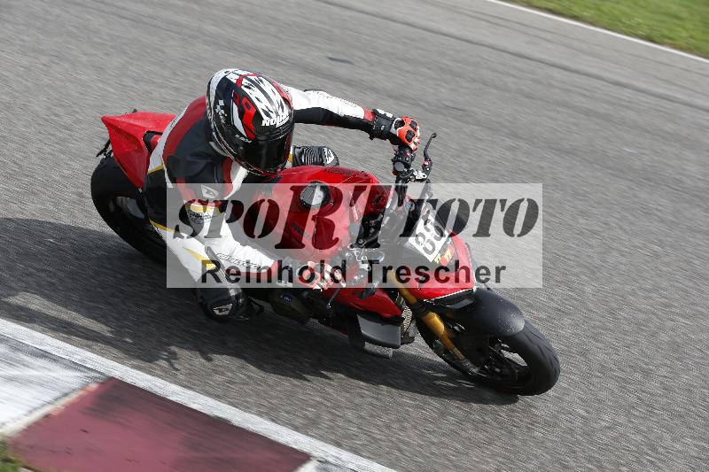/53 16.09.2025 Track Day Domi Aegerter ADR/Gruppe rot/88